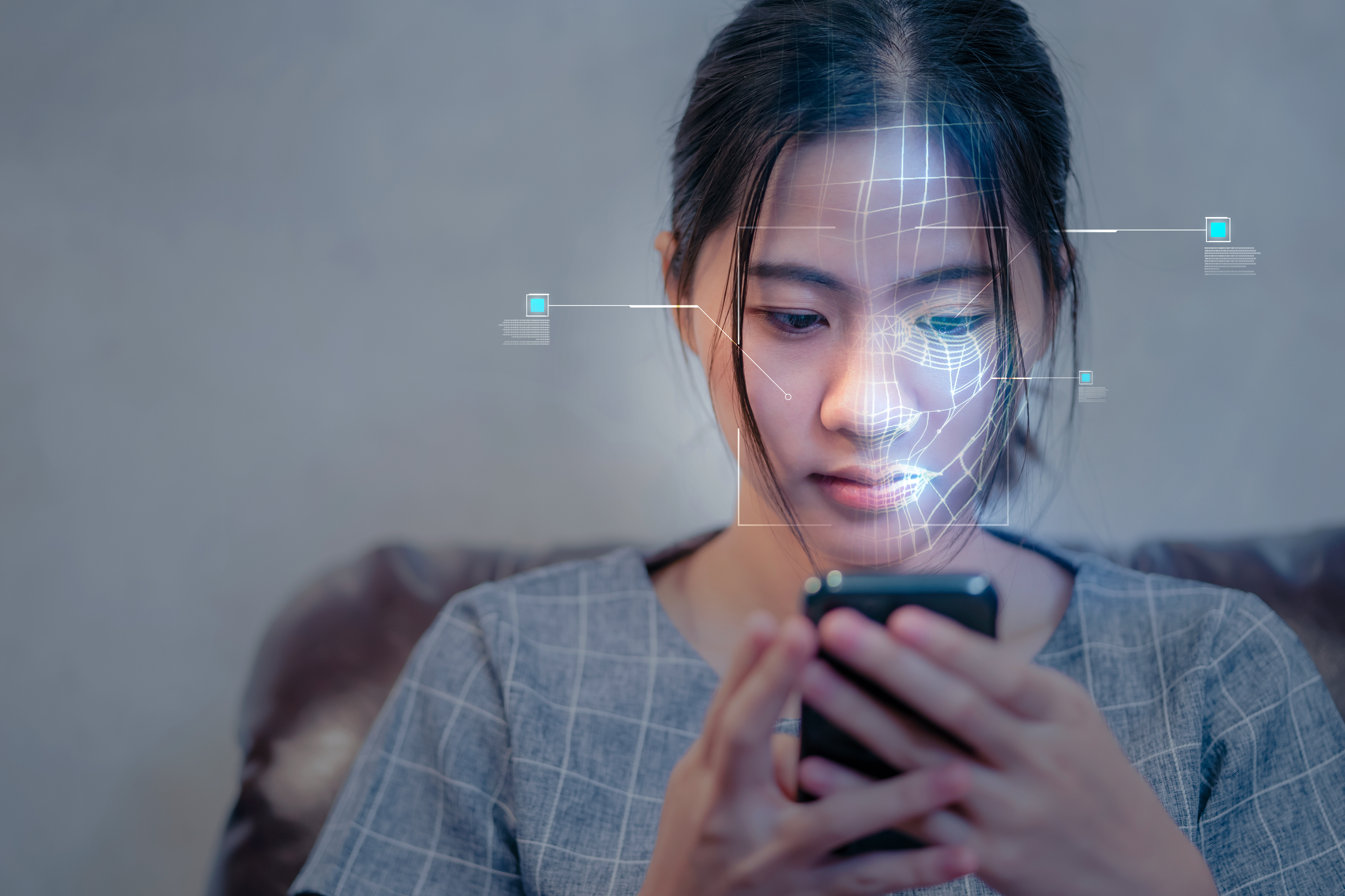 GirlPhoneFacialScanUnlock